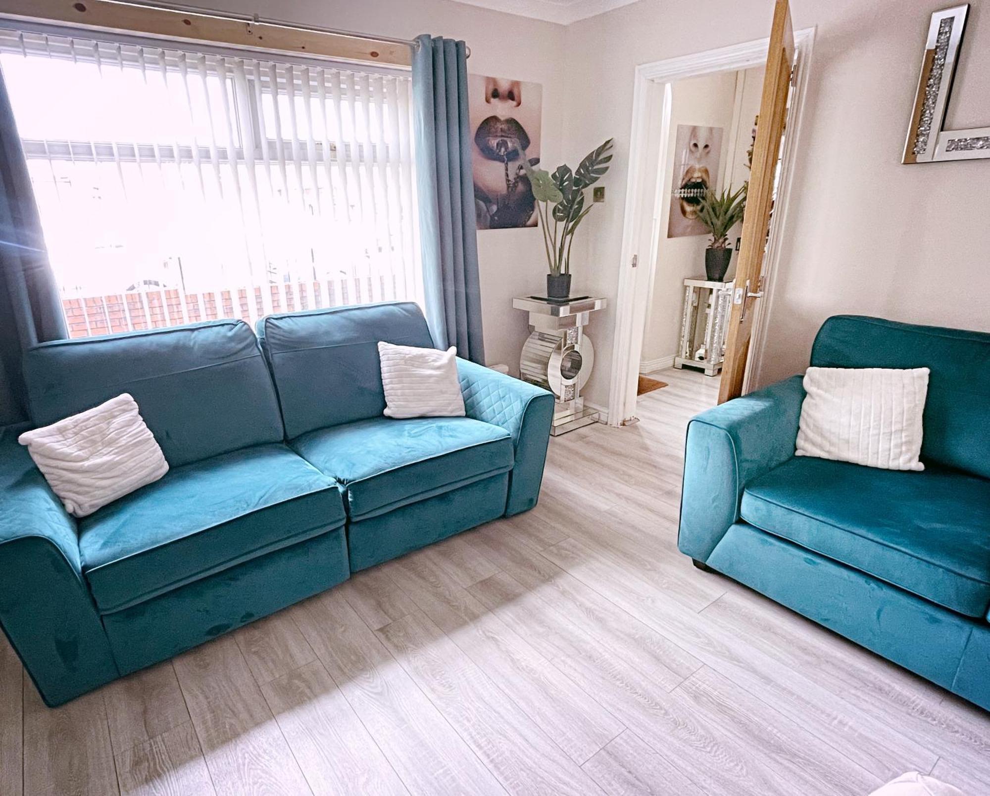 Entire 3-Bedroom Home In Oldham - Guest House Exteriér fotografie