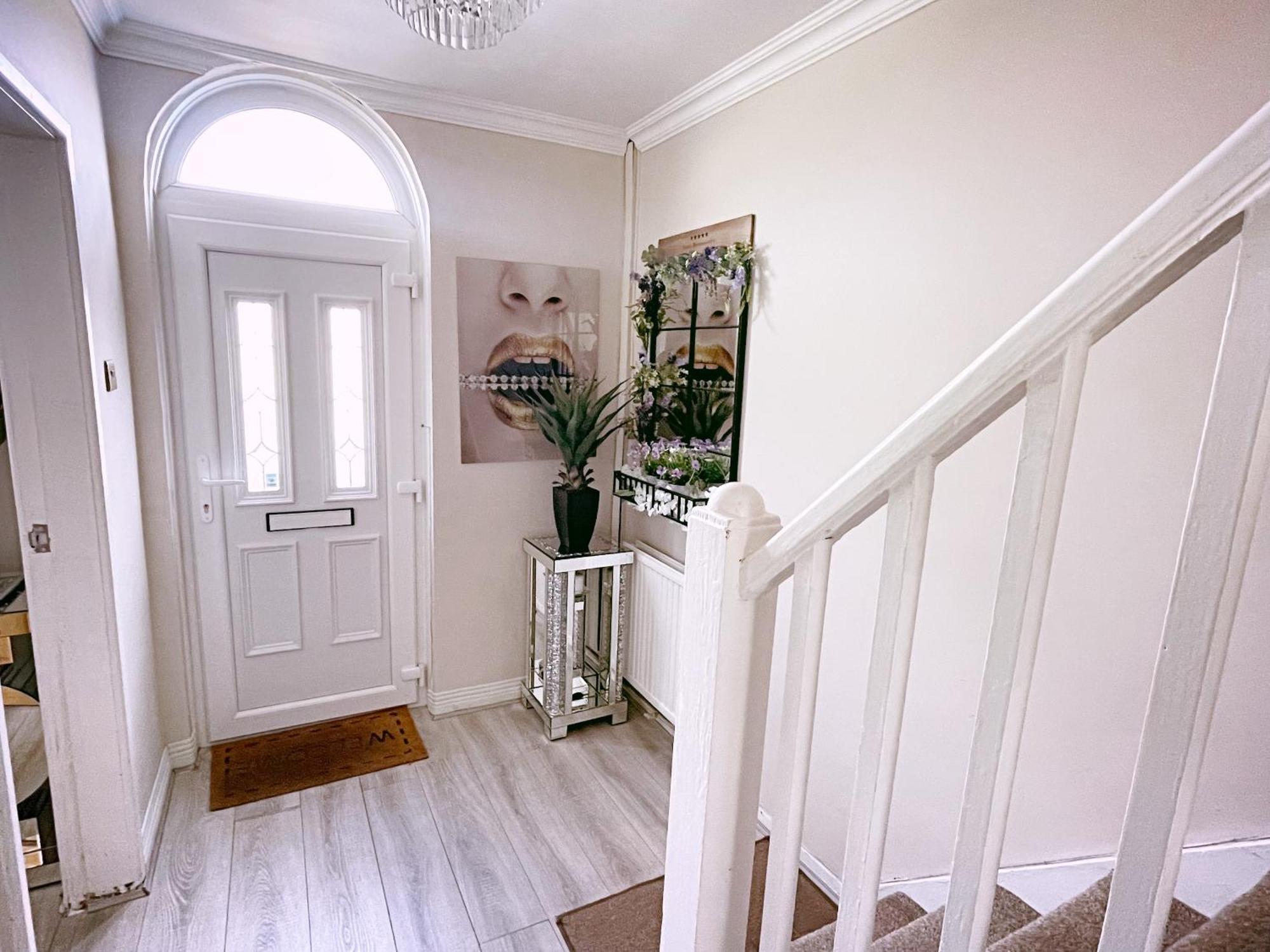 Entire 3-Bedroom Home In Oldham - Guest House Exteriér fotografie