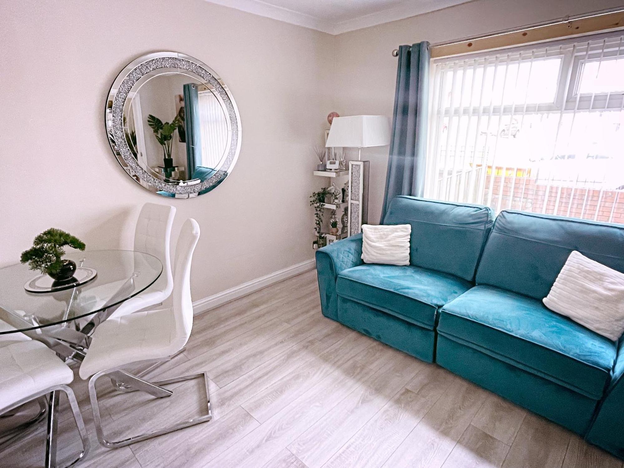 Entire 3-Bedroom Home In Oldham - Guest House Exteriér fotografie